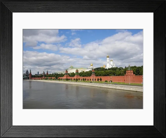 Framed Print : The Kremlin and the river Moskva, Moscow Kremlin, Moscow, Russia Framed Print : The Kremlin and the river Moskva, Moscow Kremlin, Moscow, Russia