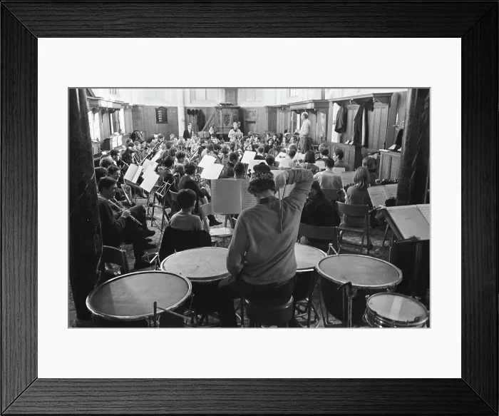 Framed Print : Anefo photo collection. Student orchestra practices in church of Bergen Framed Print : Anefo photo collection. Student orchestra practices in church of Bergen