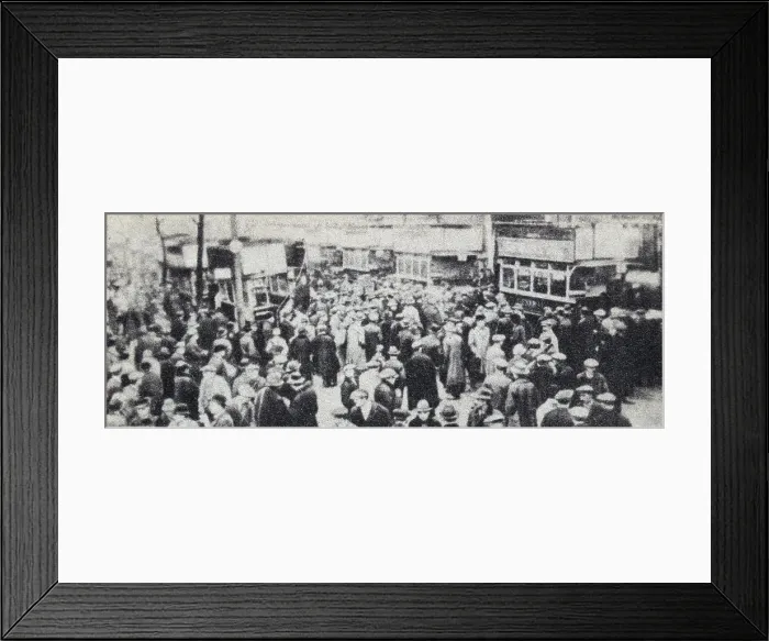 Framed Print : General strike. England, 1926, in the United Kingdom Framed Print : General strike. England, 1926, in the United Kingdom