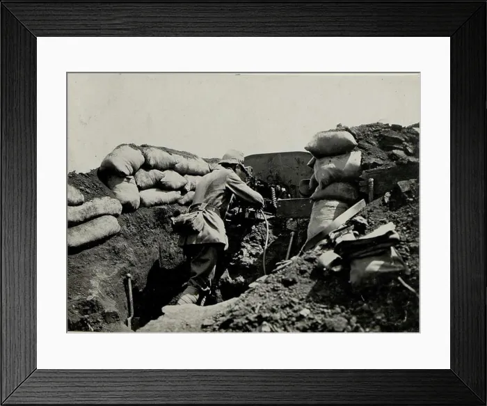 Framed Print : Machine gauge of the reserve hunter battalion 15 on the worbijowka height