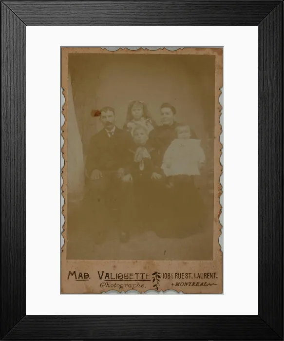 Framed Print : Gelatin silver print - Group portrait of an unidentified family, Montreal, Quebec, 1899-1903 Caroline Valiquette Framed Print : Gelatin silver print - Group portrait of an unidentified family, Montreal, Quebec, 1899-1903 Caroline Valiquette