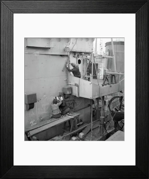 Framed Print : Cecil Beaton Photographs- Tyneside Shipyards, 1943 Framed Print : Cecil Beaton Photographs- Tyneside Shipyards, 1943