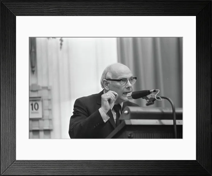 Framed Print : Anefo photo collection. General considerations of the House of Representatives Framed Print : Anefo photo collection. General considerations of the House of Representatives