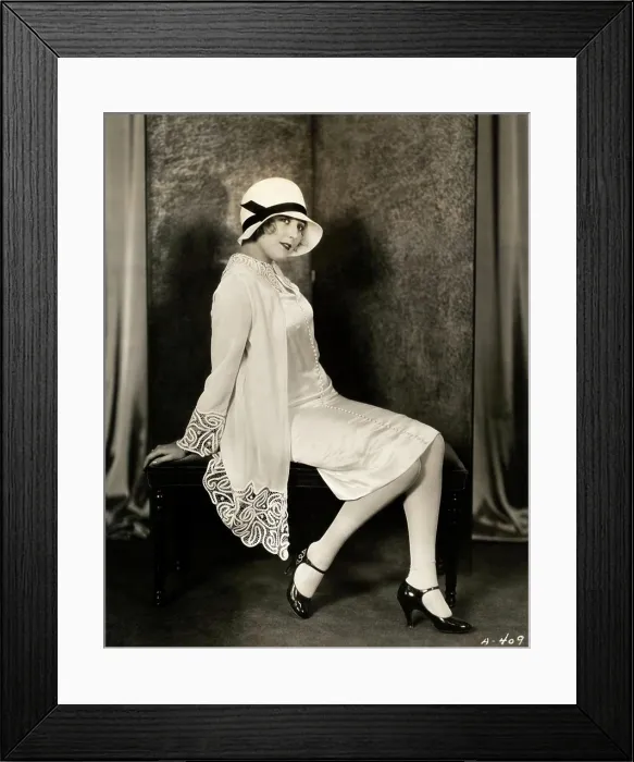 Framed Print : Portrait of elegant woman Framed Print : Portrait of elegant woman