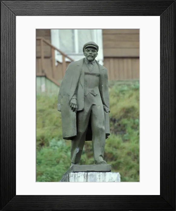 Framed Print : Asia, Russia, Provideniya. Statue of Lenin Framed Print : Asia, Russia, Provideniya. Statue of Lenin
