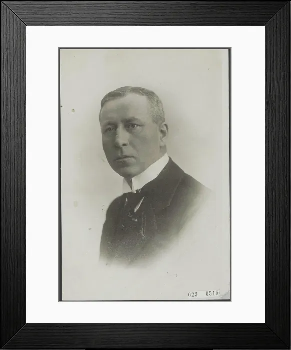 Framed Print : Elsevier photo collection. Dr. H. Adershof, director s-Rijks Serological Institute. 1924