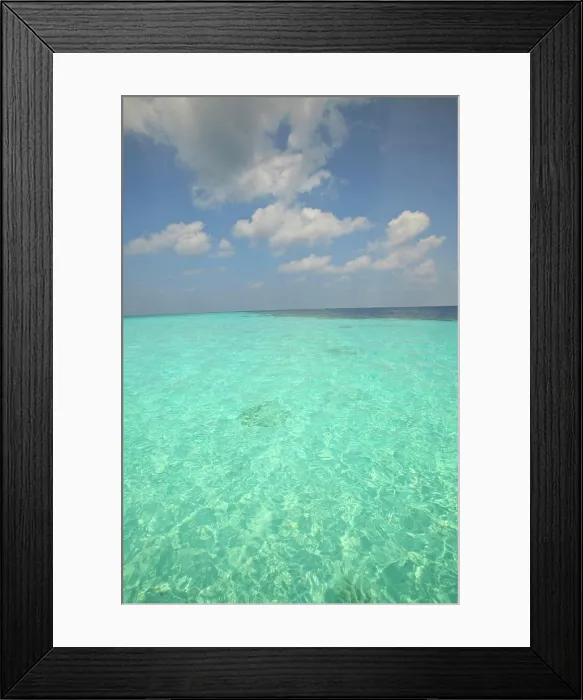 Framed Print : Indian Ocean near Mathidhoo Island, Northern Huvadhu Atoll, Southern Maldives, Indian Ocean Framed Print : Indian Ocean near Mathidhoo Island, Northern Huvadhu Atoll, Southern Maldives, Indian Ocean