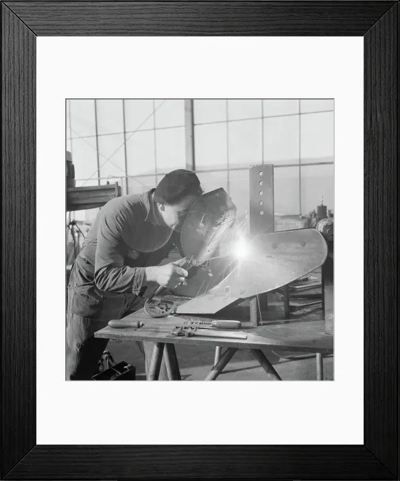 Framed Print : Collection of the Dutch Heidematschappij. Workers, welding work, welders. undated Framed Print : Collection of the Dutch Heidematschappij. Workers, welding work, welders. undated