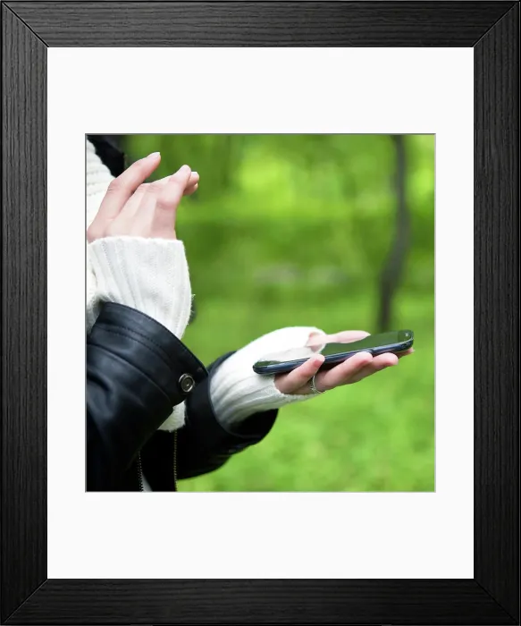 Framed Print : hands with phone hands with mobile phone Copyright: xZoonar.com / RuslanxNassyrovx 6245603 Framed Print : hands with phone hands with mobile phone Copyright: xZoonar.com / RuslanxNassyrovx 6245603