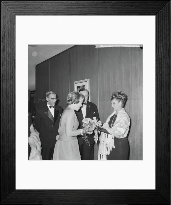 Framed Print : Anefo photo collection. Soiree de Bonne Volonte 1963 in Hilton Hotel in Amsterdam Framed Print : Anefo photo collection. Soiree de Bonne Volonte 1963 in Hilton Hotel in Amsterdam