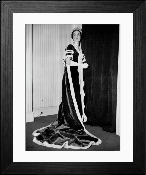 Framed Print : Queen Juliana will see Coronation Robe -- This Coronation robe will on view to Queen Juliana of the Netherlands when Framed Print : Queen Juliana will see Coronation Robe -- This Coronation robe will on view to Queen Juliana of the Netherlands when
