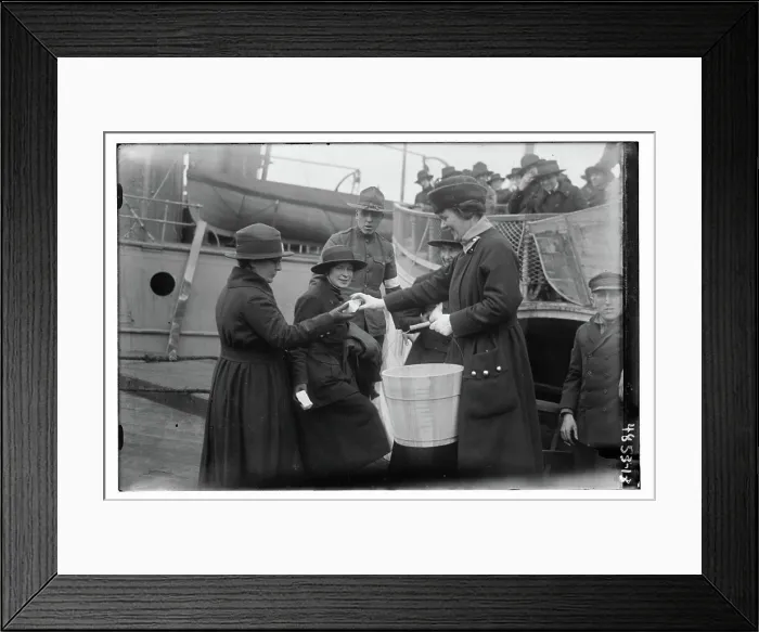 Framed Print : Unidentified men & women