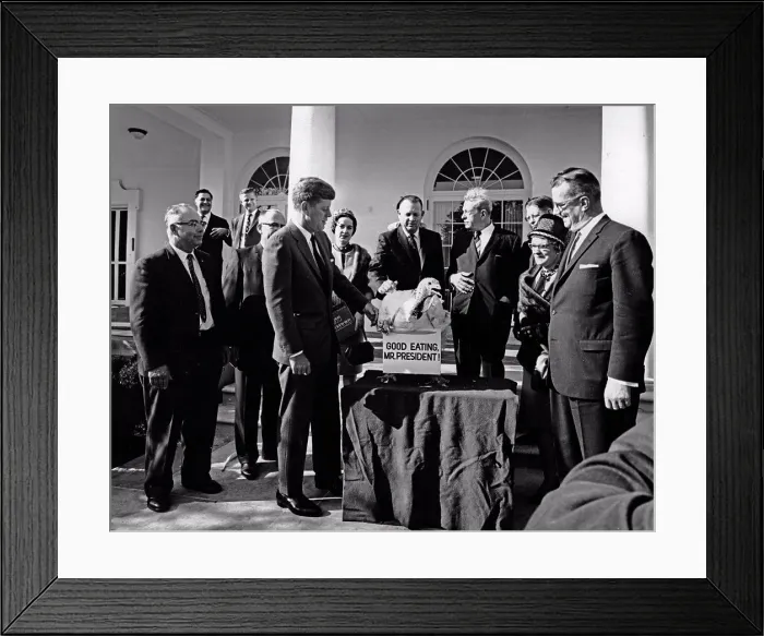Framed Print : US president John Kennedy, at the pardoning of the turkey (Thanksgiving) ceremonoy, at the White House 1962 Framed Print : US president John Kennedy, at the pardoning of the turkey (Thanksgiving) ceremonoy, at the White House 1962