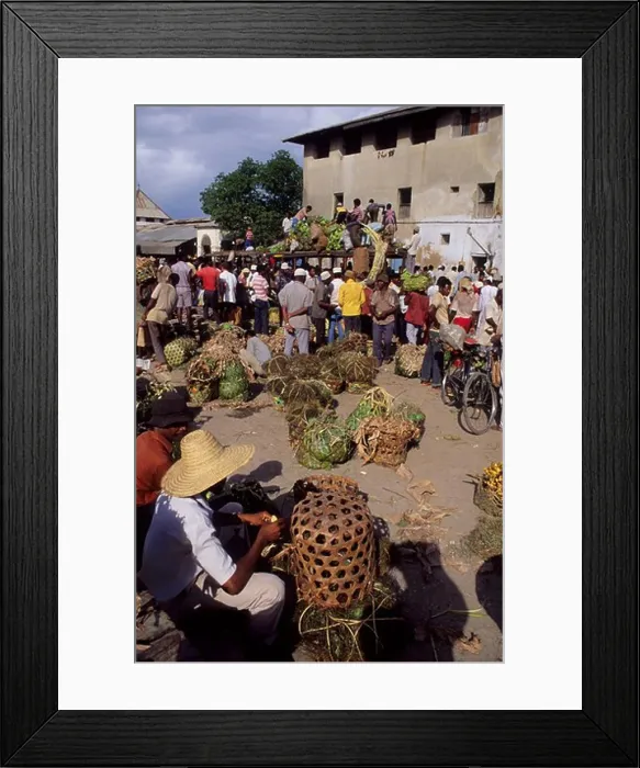 Framed Print : TANZANIA, ZANZIBAR ISLAND, ZANZIBAR CITY, MARKET SCENE Framed Print : TANZANIA, ZANZIBAR ISLAND, ZANZIBAR CITY, MARKET SCENE