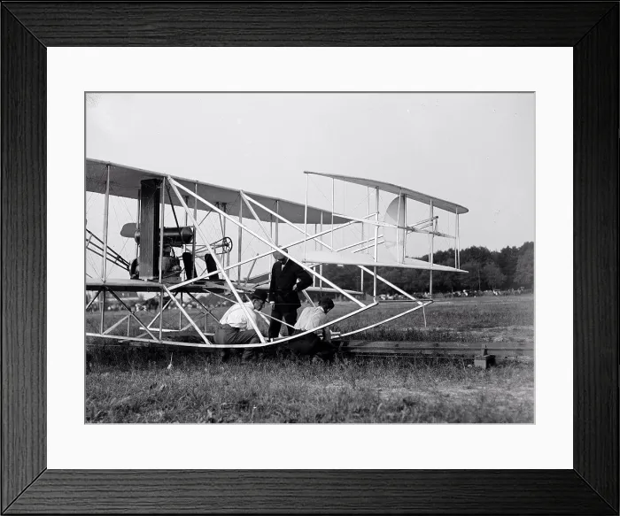Framed Print : Wilbur Wright, Orville Wright and Charlie Taylor putting the plane on launching rail Fort Myer Virginia circa 1909 Framed Print : Wilbur Wright, Orville Wright and Charlie Taylor putting the plane on launching rail Fort Myer Virginia circa 1909