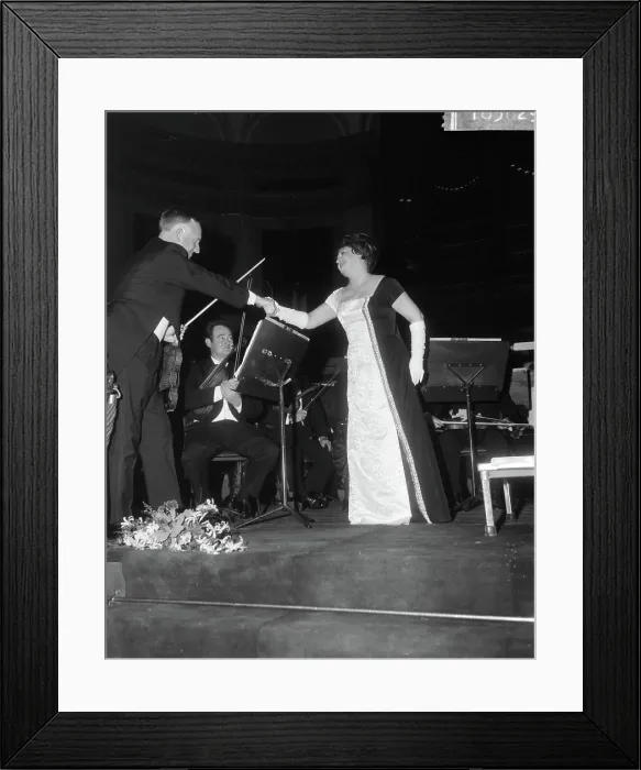 Framed Print : Anefo photo collection. Grand Gala du Disque Classique 1965 in the Concertgebouw in Amsterdam Framed Print : Anefo photo collection. Grand Gala du Disque Classique 1965 in the Concertgebouw in Amsterdam