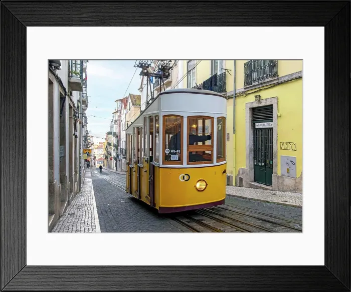 Framed Print : Ascensor da Bica Funicular, Lisbon, Portugal Framed Print : Ascensor da Bica Funicular, Lisbon, Portugal