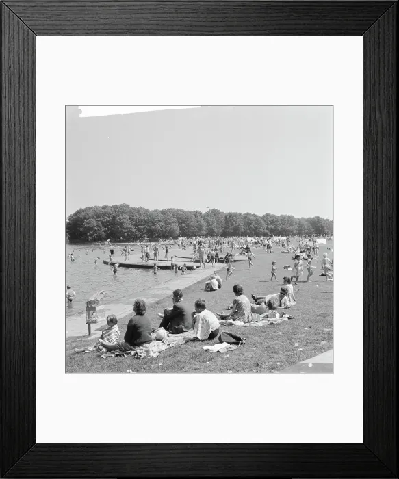 Framed Print : Anefo photo collection. Sunbathing in Amsterdams forest. July 8, 1962. Amsterdam, Noord-Holland Framed Print : Anefo photo collection. Sunbathing in Amsterdams forest. July 8, 1962. Amsterdam, Noord-Holland