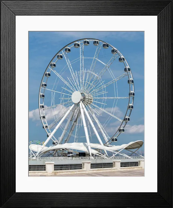 Framed Print : Baku Eye Riesenrad, in der Nähe des Deniz Einkaufszentrums in Baku Framed Print : Baku Eye Riesenrad, in der Nähe des Deniz Einkaufszentrums in Baku