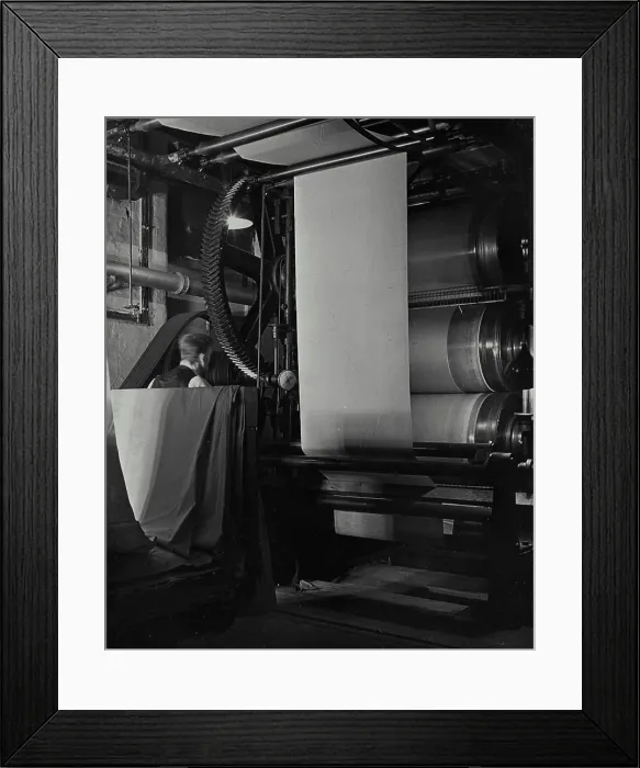 Framed Print : Vintage photograph. Calendering