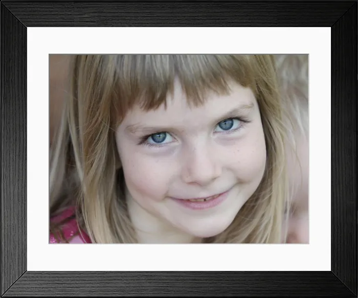 Framed Print : Portrait child Framed Print : Portrait child