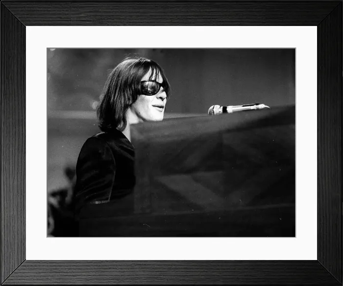 Framed Print : Gilbert Montagne, 70s Framed Print : Gilbert Montagne, 70s