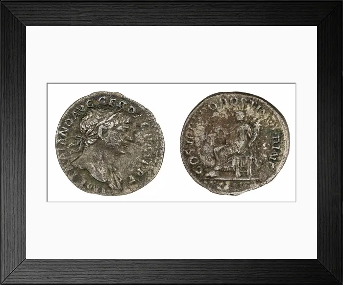 Framed Print : denarius. Trajan (cesarz rzymski ; 98-117), issuer Framed Print : denarius. Trajan (cesarz rzymski ; 98-117), issuer