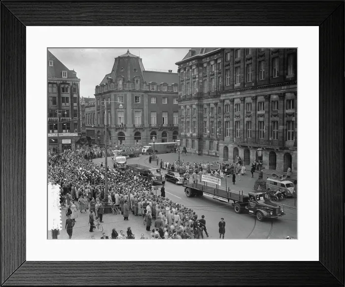 Framed Print : Anefo photo collection. IJ tunnel ster ride motorsport on the dam. September 26, 1952. Amsterdam, Noord-Holland