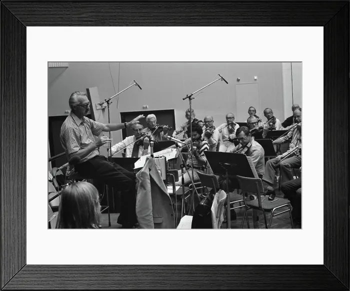 Framed Print : Anefo photo collection. Rehearsals Dutch team for Nordring Radio Prize conductor Dolf van der Linden. August 6, 1973