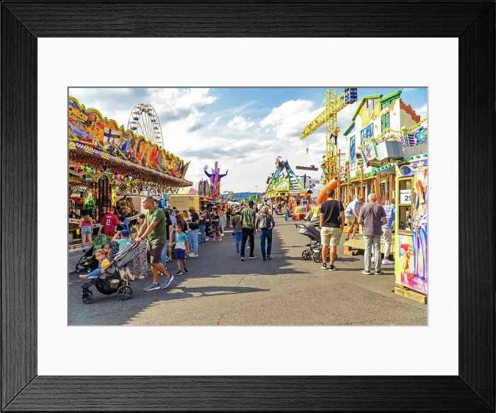 Framed Print : kirmes, jahrmarkt, rummelplatz, festplatz Framed Print : kirmes, jahrmarkt, rummelplatz, festplatz