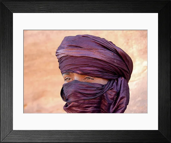 Framed Print : Portrait Tuareg wrapped in a turban Acacus Libya