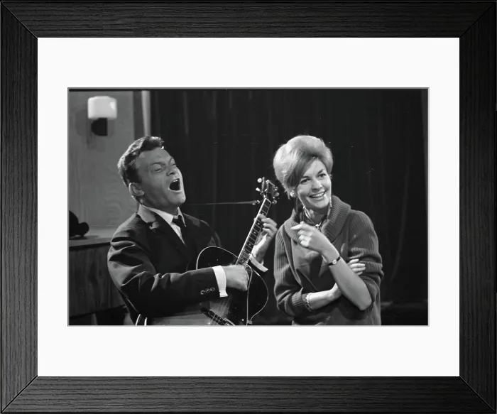 Framed Print : Anefo photo collection. Danish-French Chansonnier Comedian Georges Ulmer in TV (AVRO) 'Club Domino' Framed Print : Anefo photo collection. Danish-French Chansonnier Comedian Georges Ulmer in TV (AVRO) 'Club Domino'