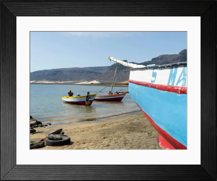 Framed Print : Fishermen getting ready to go fishing with traditional fishing boats near Baia das Gatas Framed Print : Fishermen getting ready to go fishing with traditional fishing boats near Baia das Gatas