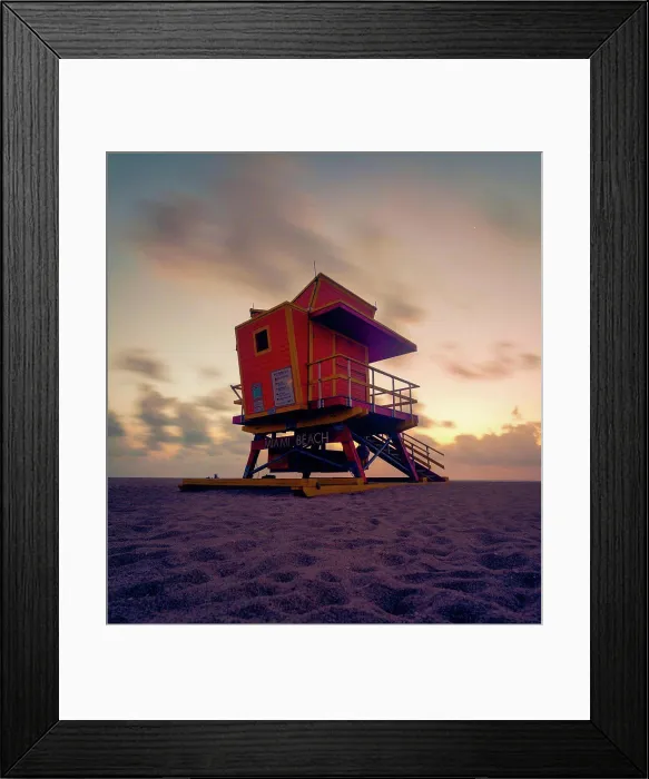 Framed Print : lifeguard tower at sunset sunrise summer Miami Beach beautiful sky Framed Print : lifeguard tower at sunset sunrise summer Miami Beach beautiful sky