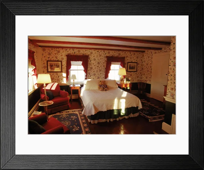 Framed Print : Bed & Breakfast Inn Framed Print : Bed & Breakfast Inn