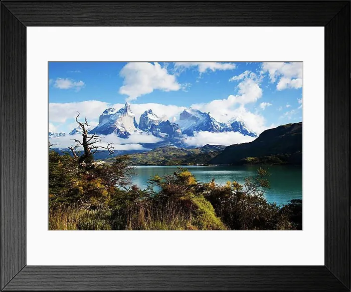 Framed Print : Torres del Paine Mountain Range with Mt Cuernos del Paine and Lago Pehoe Framed Print : Torres del Paine Mountain Range with Mt Cuernos del Paine and Lago Pehoe
