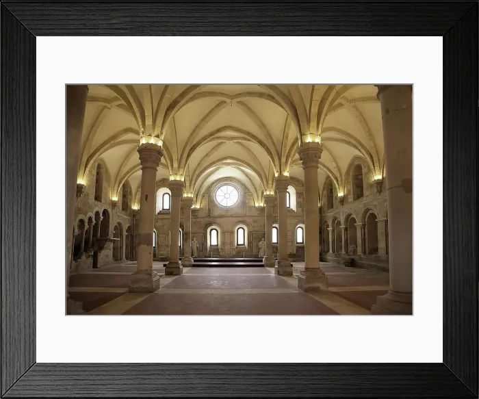 Framed Print : Majestätische Architektur des Klosters Santa Maria in Alcobaca