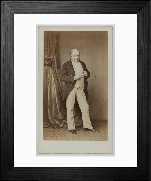 Framed Print : Portrait of Roman heir, (Paul Thomas said) Framed Print : Portrait of Roman heir, (Paul Thomas said)