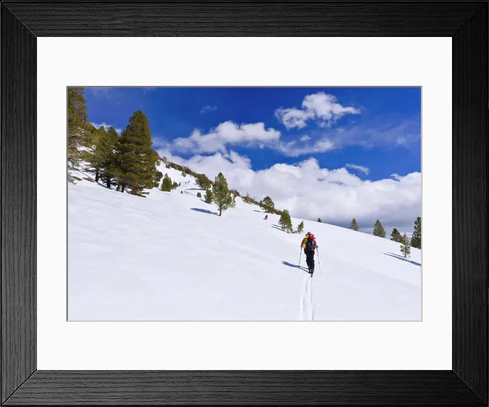 Framed Print : Backcountry skier in the Ansel Adams Wilderness, Sierra Nevada Mountains, California, Usa (MR) Framed Print : Backcountry skier in the Ansel Adams Wilderness, Sierra Nevada Mountains, California, Usa (MR)