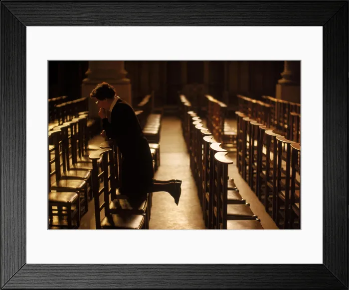 Framed Print : Woman praying in Luxembourg Framed Print : Woman praying in Luxembourg