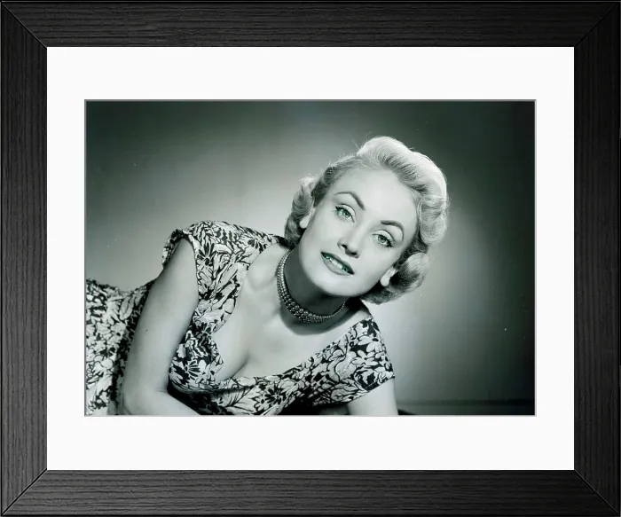 Framed Print : Portrait of young woman Framed Print : Portrait of young woman