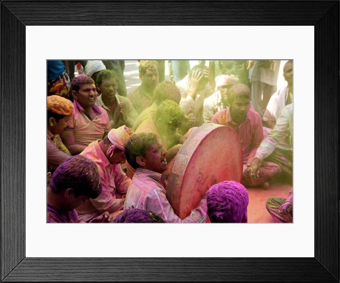 Framed Print : Devotee celebrating lathmar festival, mathura, uttar pradesh, india, asia Copyright: xArunxMishra / DinodiaxPhotox Framed Print : Devotee celebrating lathmar festival, mathura, uttar pradesh, india, asia Copyright: xArunxMishra / DinodiaxPhotox