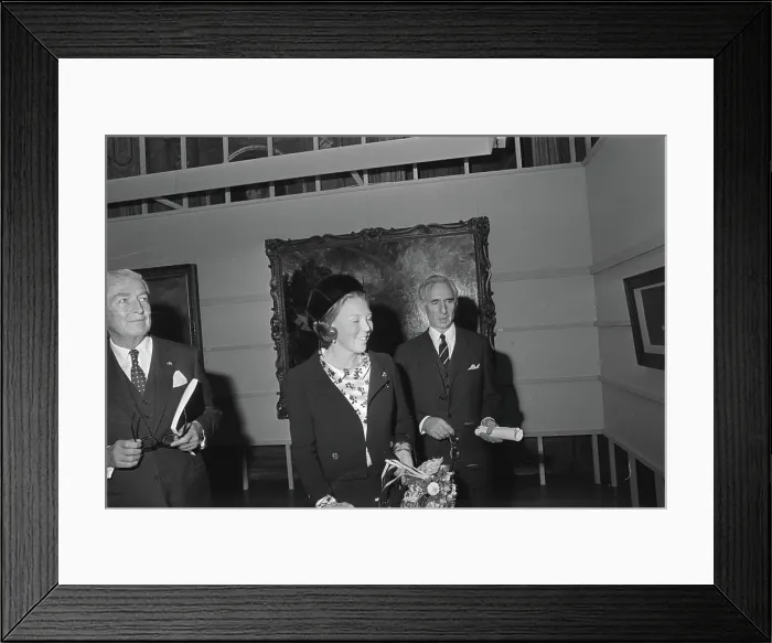 Framed Print : Anefo photo collection. Princess Beatrix upon preview of exhibition 'Shock of recognition' in Mauritshuis Framed Print : Anefo photo collection. Princess Beatrix upon preview of exhibition 'Shock of recognition' in Mauritshuis