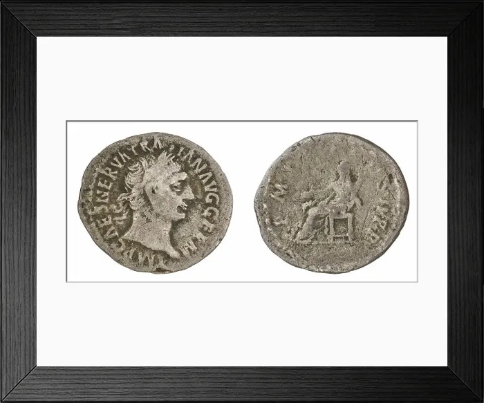 Framed Print : denarius. Trajan (cesarz rzymski ; 98-117), issuer Framed Print : denarius. Trajan (cesarz rzymski ; 98-117), issuer
