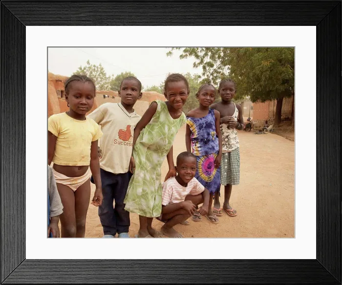 Framed Print : Group of children in Segou, Mali Framed Print : Group of children in Segou, Mali