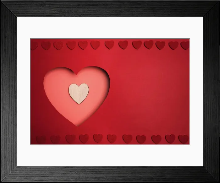 Framed Print : Valentinstag festlicher Hintergrund Red Heart On Red Paper Background For Happy San Valentine Day Framed Print : Valentinstag festlicher Hintergrund Red Heart On Red Paper Background For Happy San Valentine Day