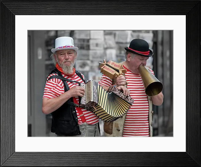 Framed Print : Busker Schmitt Wild-Pertsch Framed Print : Busker Schmitt Wild-Pertsch