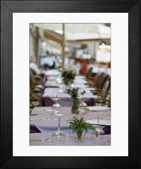 Framed Print : Croatia, Southern Dalmatia, DUBROVNIK. Old Town DUBROVNIK, Restaurant table Framed Print : Croatia, Southern Dalmatia, DUBROVNIK. Old Town DUBROVNIK, Restaurant table