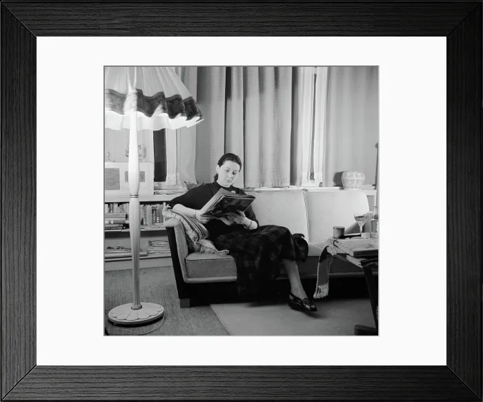 Framed Print : Poll photo collection. Reporting EPPO Doeve Framed Print : Poll photo collection. Reporting EPPO Doeve