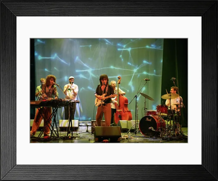 Framed Print : Xarim Aresté sextet Xarim Aresté sextet Framed Print : Xarim Aresté sextet Xarim Aresté sextet